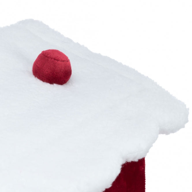 Trixie Xmas Cave Nevio