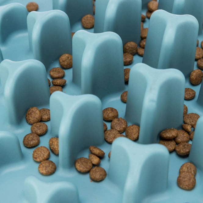 Trixie Slow Feeding Feeding Mat Pillars