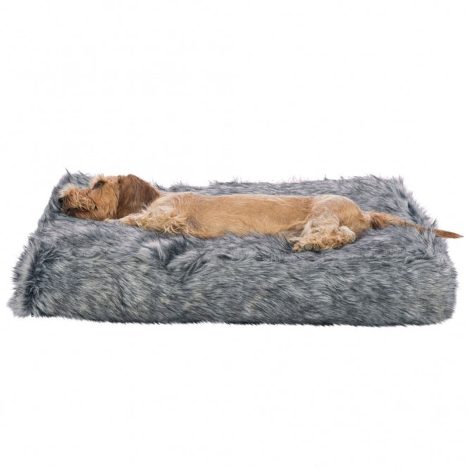 Trixie Pillow Yelina